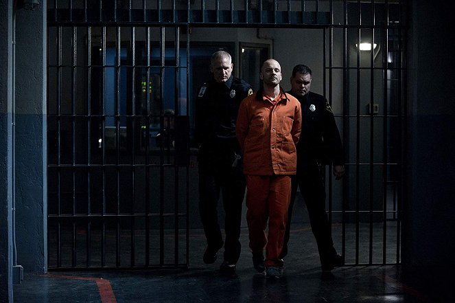The Killing - Season 3 - Der Jungle - Filmfotos - Peter Sarsgaard, Aaron Douglas