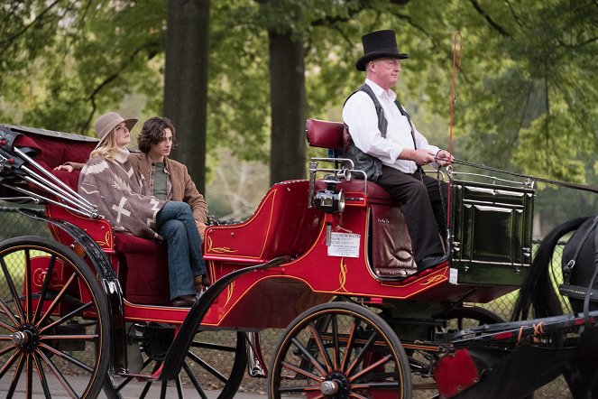 A Rainy Day in New York - Filmfotos - Elle Fanning, Timothée Chalamet