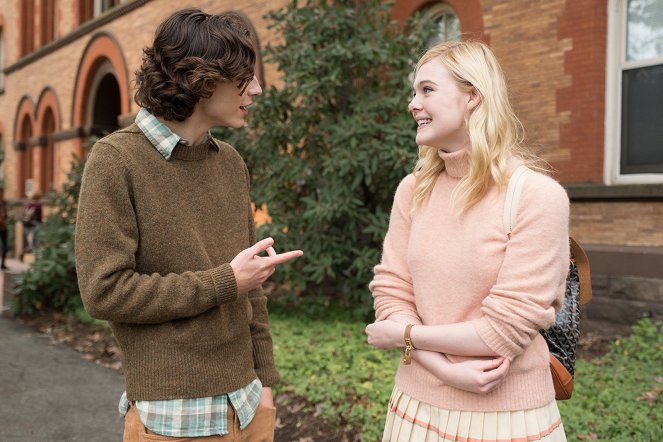 Día de lluvia en Nueva York - De la película - Timothée Chalamet, Elle Fanning