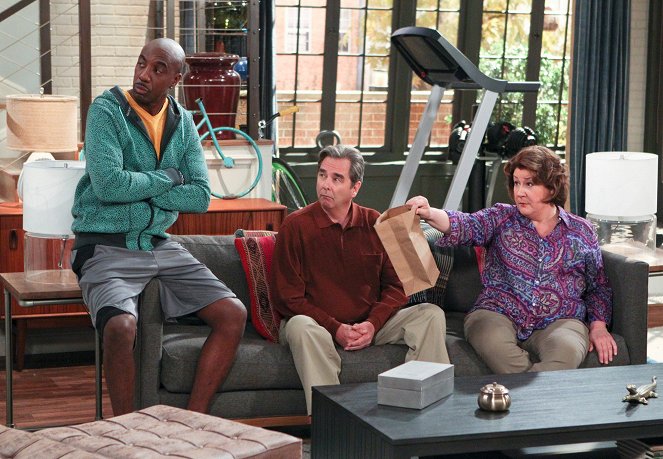 The Millers - The Talk - Kuvat elokuvasta - J.B. Smoove, Beau Bridges, Margo Martindale