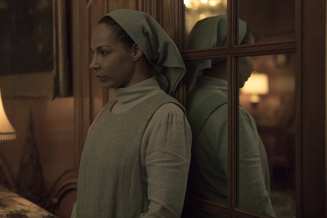 The Handmaid's Tale - Haushalt - Filmfotos - Amanda Brugel