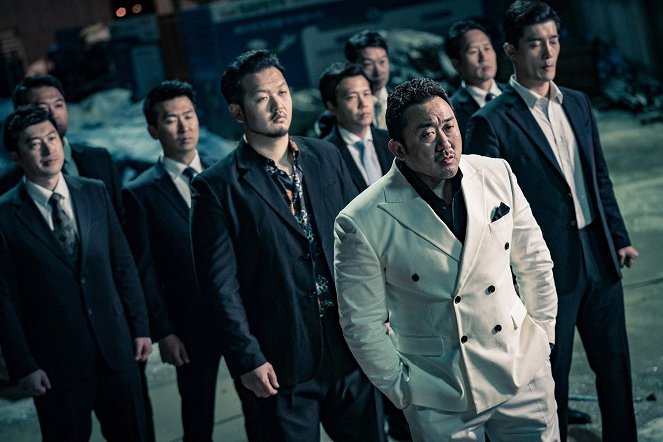 El gángster, el policía y el diablo - De la película - Dong-seok Ma
