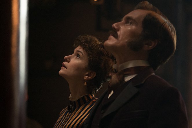 The Current War - Photos - Katherine Waterston, Michael Shannon