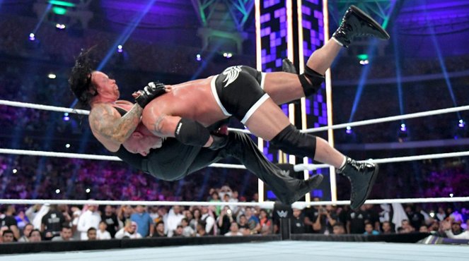 WWE Super Show-Down - Photos - Mark Calaway, Bill Goldberg