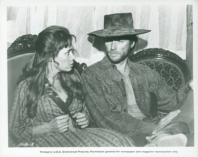 High Plains Drifter - Lobby Cards - Verna Bloom, Clint Eastwood