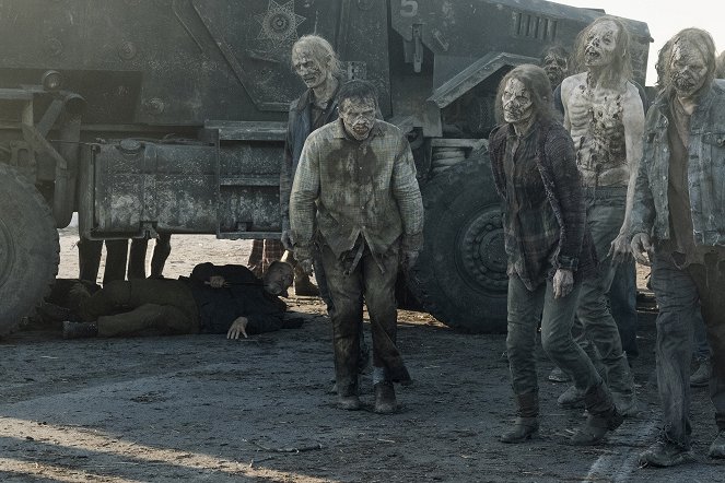 Fear the Walking Dead - Skidmark - De la película - Rubén Blades