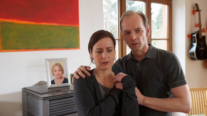 SOKO Wismar - Season 8 - Schusslinie - Film - Katrin Heller, Martin Ontrop