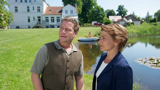 SOKO Wismar - Season 8 - Schlechte Karten für Belinda - Film - Zacharias Preen, Claudia Schmutzler