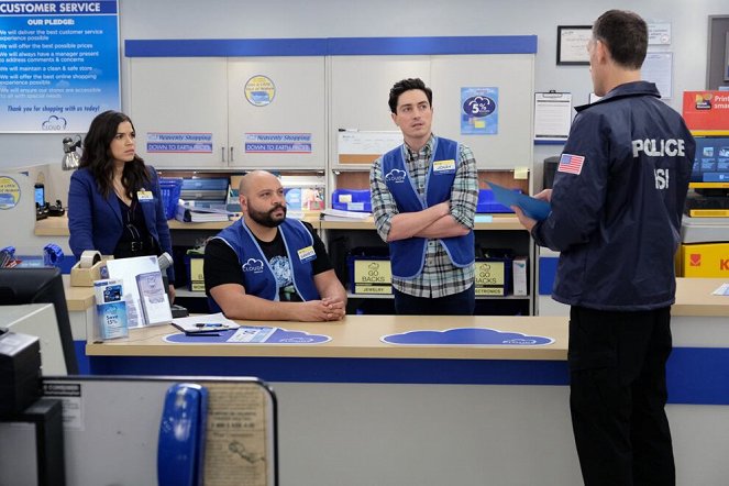 Superstore - Employee Appreciation Day - Photos - America Ferrera, Colton Dunn, Ben Feldman