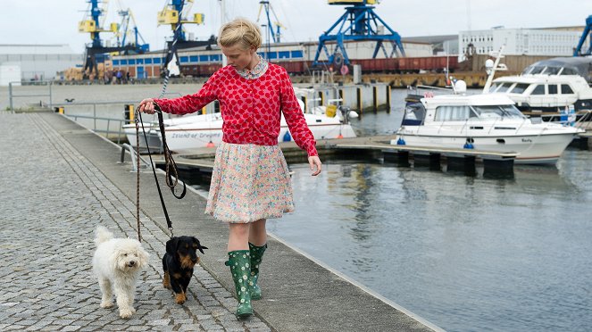 SOKO Wismar - Season 12 - Hundefreunde - Photos - Janina Agnes Schröder