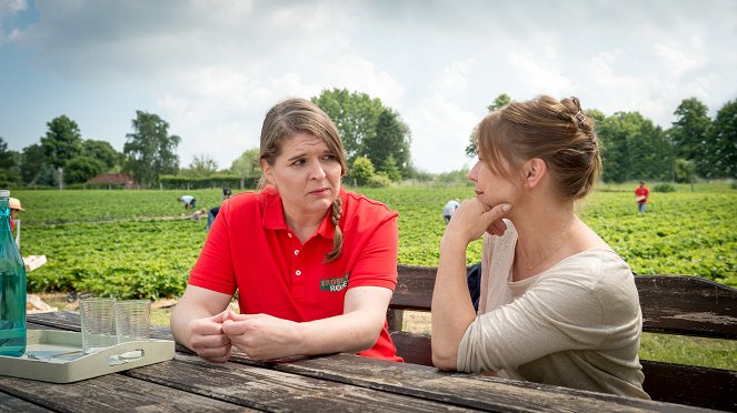 SOKO Wismar - Season 14 - Strawberry Fields - Kuvat elokuvasta - Claudia Schmutzler