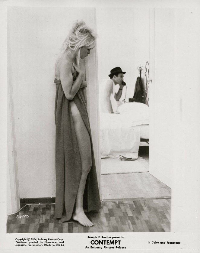 Pohŕdanie - Fotosky - Brigitte Bardot, Michel Piccoli