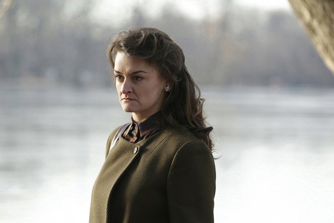 The Americans - Travel Agents - Do filme - Alison Wright