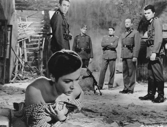 Die Kanonen von Navarone - Filmfotos - Gia Scala, Anthony Quinn, Stanley Baker, Gregory Peck, David Niven, James Darren