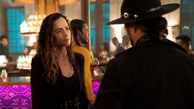 Queen of the South - Season 4 - Southern Hospitality - Photos