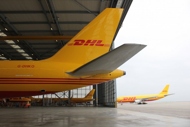DHL: Delivering the World - Photos