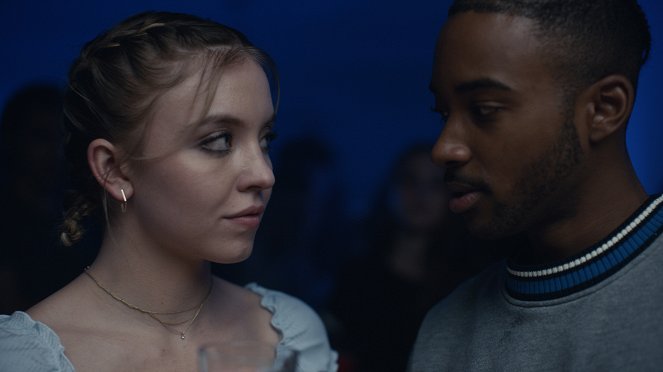 Euphoria - Made You Look - Photos - Sydney Sweeney, Algee Smith