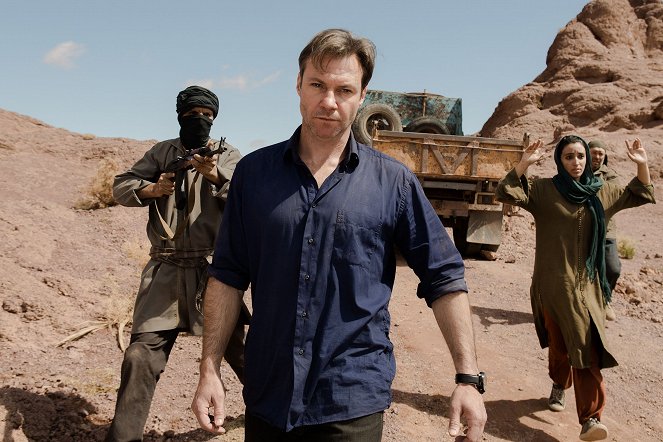 A szállító - Season 2 - Szaharai kaland - Filmfotók - Chris Vance