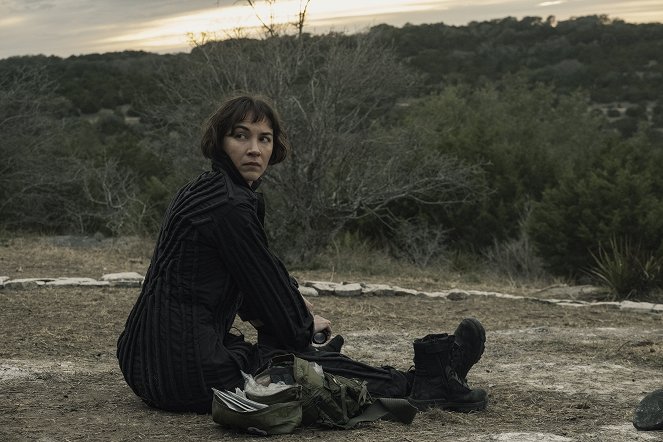 Fear the Walking Dead - The End of Everything - Photos - Sydney Lemmon
