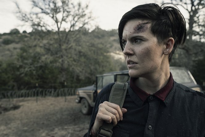 Fear the Walking Dead - The End of Everything - Photos - Maggie Grace