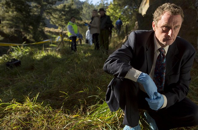 Brokenwood – Mord in Neuseeland - Season 1 - Blut und Wasser - Filmfotos - Timothy Balme