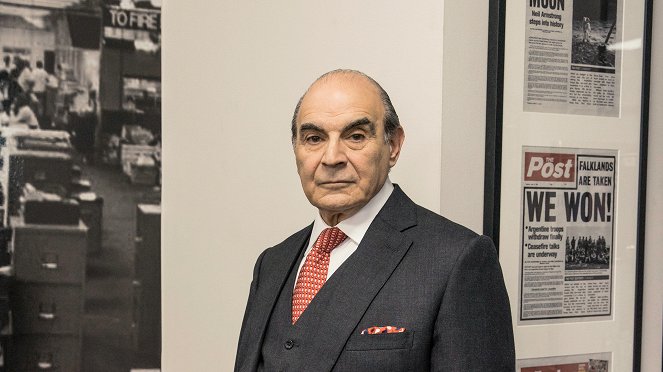 Press - vallan vahtikoirat - Promokuvat - David Suchet