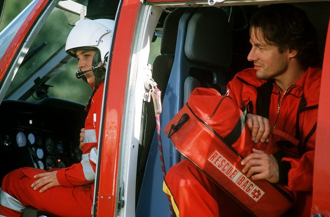 Medicopter 117 - Kamikadze - Z filmu - Tabea Tiesler, Urs Remond