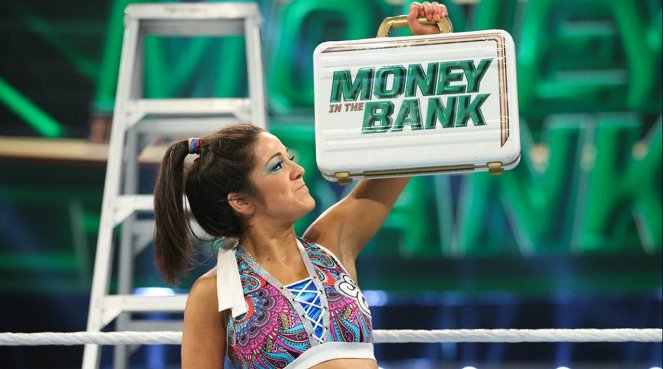 WWE Money in the Bank - Van film - Pamela Martinez