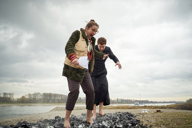 Sankt Maik - Season 2 - Sie ist wieder da! - Photos - Barbara Philipp, Daniel Donskoy