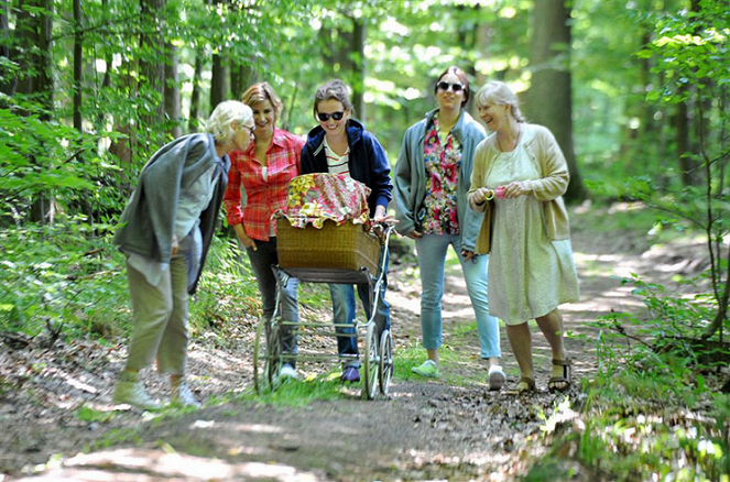 Życie nad rozlewiskiem - Do filme - Małgorzata Braunek, Joanna Brodzik, Olga Frycz, Anna Czartoryska, Agnieszka Mandat-Grabka