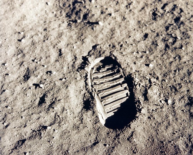 Moon Landing: The Lost Tapes - Z filmu