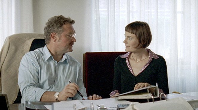 Der Winzerkönig - Die Reifeprüfung - De la película - Ferry Oellinger, Nina Blum