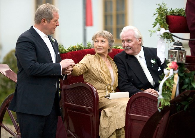 Der Winzerkönig - Das Angebot - De la película - Harald Krassnitzer, Christine Ostermayer, Wolfgang Hübsch
