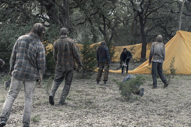 Fear The Walking Dead - Still Standing - Kuvat elokuvasta