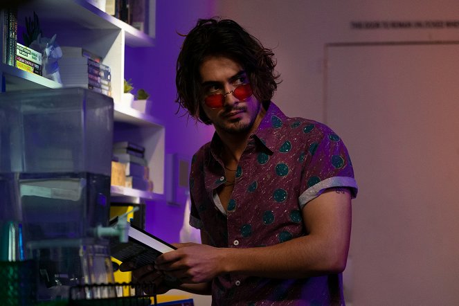 Now Apocalypse - The Rules of Attraction - Photos - Avan Jogia