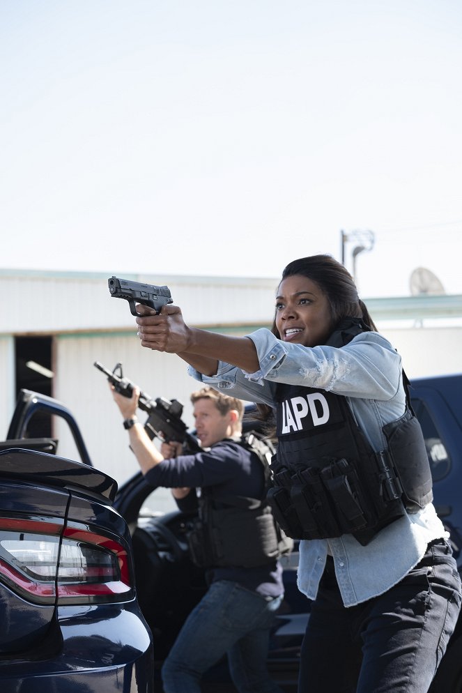 Policajtky z L.A. - Série 1 - Zločin v oblacích - Z filmu - Gabrielle Union
