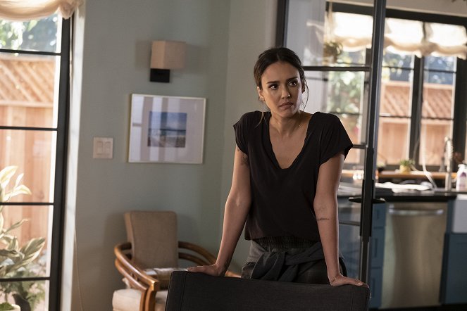L.A.'s Finest - Season 1 - Enemy of the State - Photos - Jessica Alba