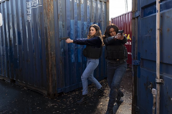 Policajtky z L.A. - Pistolnice - Z filmu - Jessica Alba, Gabrielle Union