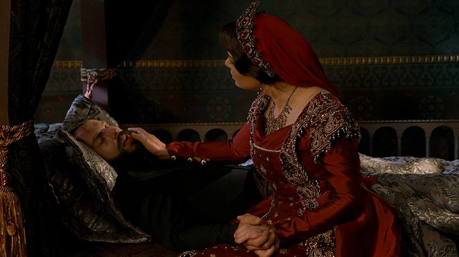 Muhteşem Yüzyıl: Kösem - Dört Kanatlı Kuş! - Kuvat elokuvasta - Metin Akdülger