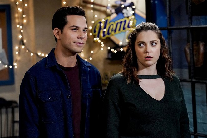 Crazy Ex-Girlfriend - I'm Not the Person I Used to Be - Filmfotók - Santino Fontana, Rachel Bloom