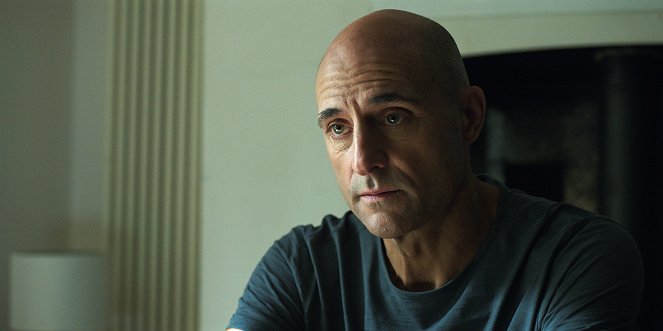 Deep State - Blood in the Sand - Z filmu - Mark Strong