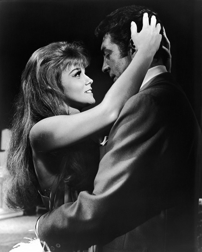 Die Mörder stehen Schlange - Filmfotos - Ann-Margret, Dean Martin