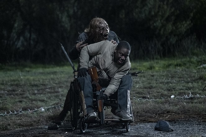Fear the Walking Dead - Season 5 - Is Anybody Out There? - Photos - Daryl Mitchell
