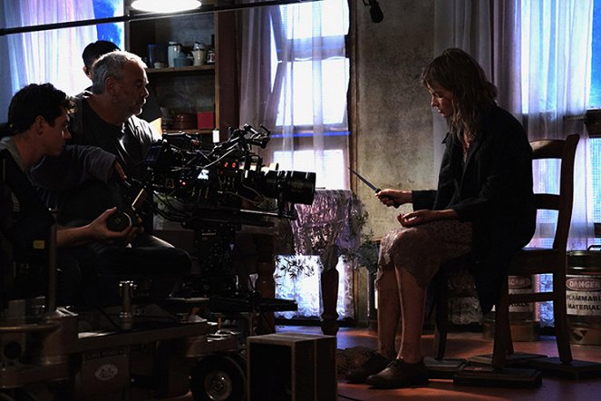 Anna - Making of - Luc Besson, Sasha Luss