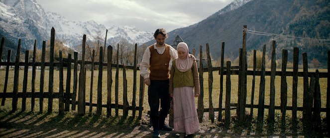 Podniebny azyl - Z filmu - Arben Bajraktaraj