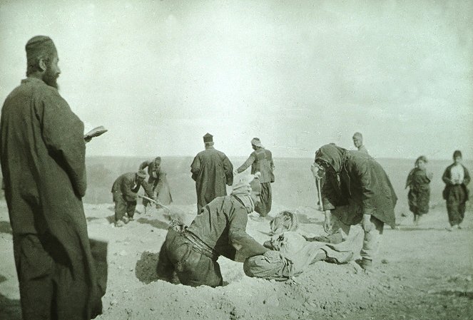 Die Austreibung des armenischen Volkes in die Wüste - Film