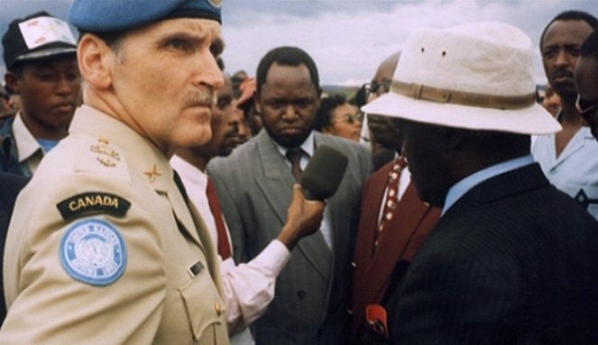 Shake Hands with the Devil: The Journey of Roméo Dallaire - Photos