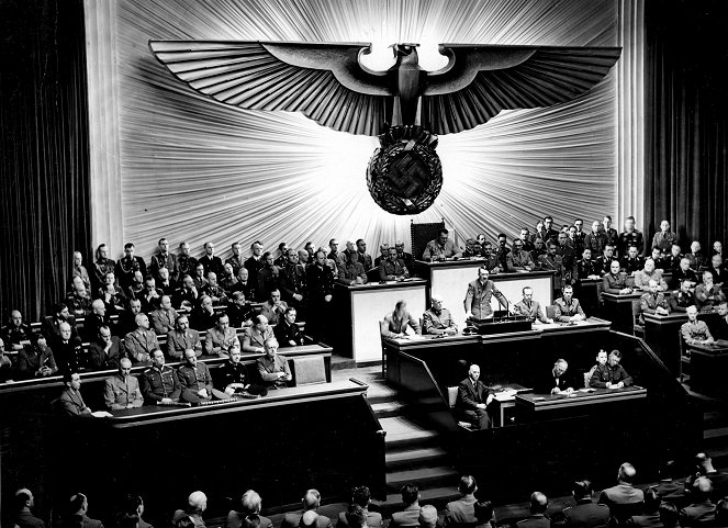 Nousu ja tuho: Toisen maailmansodan käännekohdat - Kuvat elokuvasta