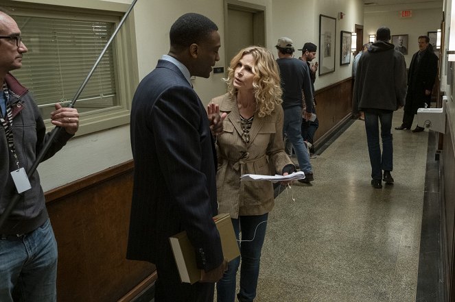 City on a Hill - There Are No F**king Sides - De filmagens - Aldis Hodge, Kyra Sedgwick