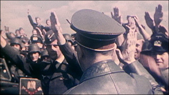 Apocalipsis: La Segunda Guerra Mundial - De la película